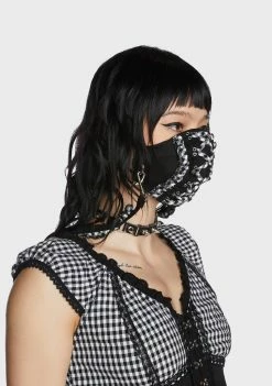 Tripp NYC White Solid Face Cover