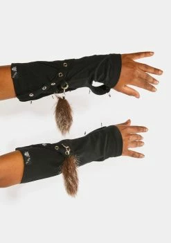Tripp NYC Tail Pin Arm Warmers Knit Gloves