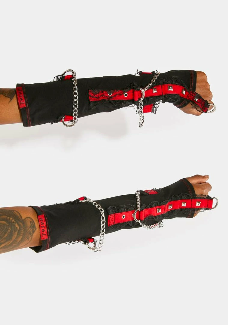 Tripp NYC Red Lace Arm Warmers Scarves & Gloves 3 Tripp NYC Red Lace Arm Warmers Scarves & Gloves