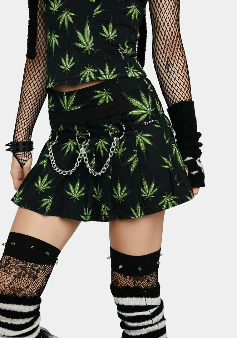 Tripp NYC Grass Mary Chain Pleated Skirt 3 Tripp NYC Grass Mary Chain Pleated Skirt