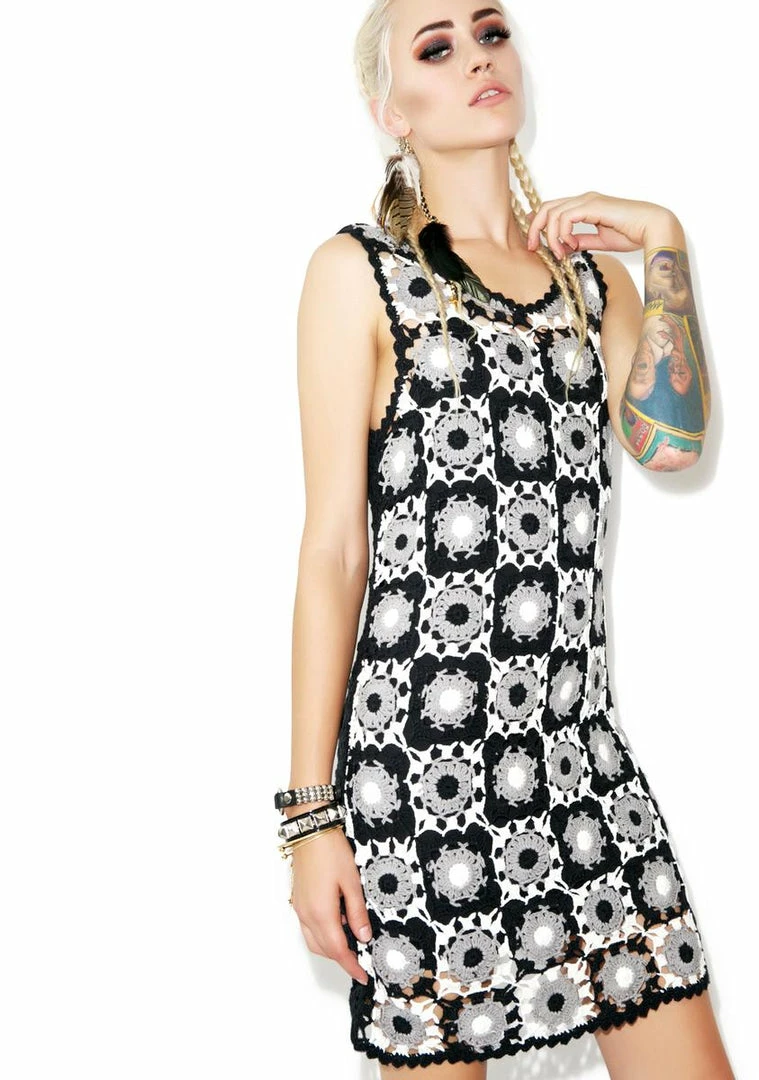 Tripp NYC Shift Dress 6 Tripp NYC Shift Dress